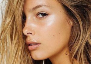 How to Get Glowing Skin Naturally